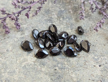 Load image into Gallery viewer, Shungite Teardrop Facets - 4x6mm
