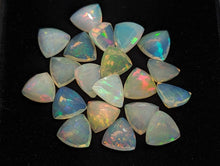 Load image into Gallery viewer, Ethiopian Welo Opal Trillion Facets - 8mm
