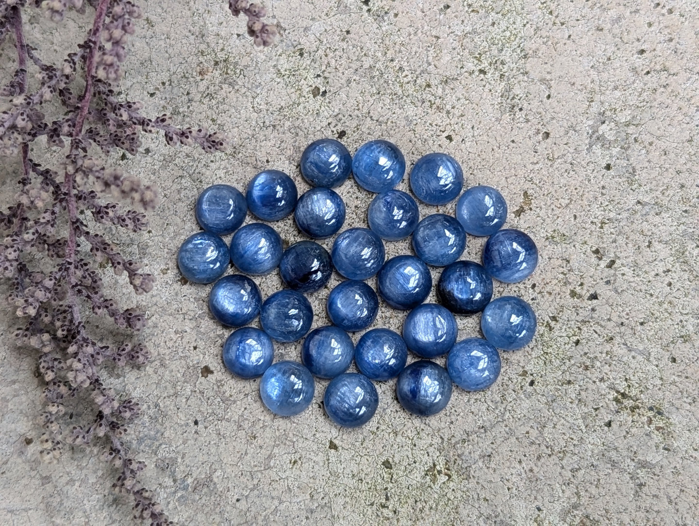 Kyanite Round Cabochons (Blue) - 6mm