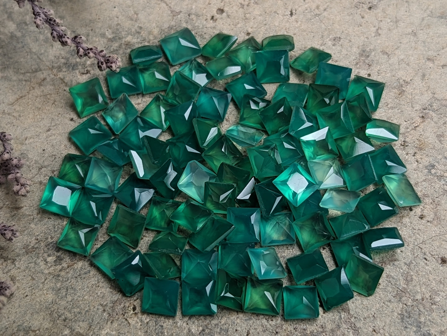 Green Onyx Square Facets - 5mm