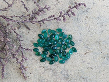 Load image into Gallery viewer, Green Onyx Teardrop Facets - 3x5mm
