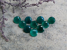 Load image into Gallery viewer, Green Onyx Round Facets - 8mm
