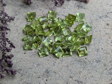 Load image into Gallery viewer, Peridot Square Facets - 5mm
