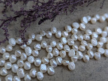 Load image into Gallery viewer, Fresh Water Pearls (Top Drilled) - White
