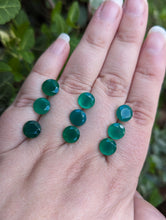 Load image into Gallery viewer, Green Onyx Round Facets - 8mm
