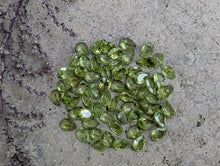 Load image into Gallery viewer, Peridot Teardrop Facets - 5x7mm
