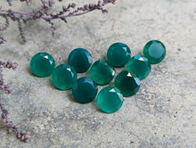 Load image into Gallery viewer, Green Onyx Round Facets - 8mm
