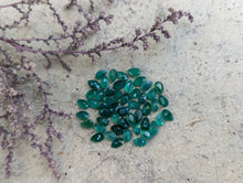 Load image into Gallery viewer, Green Onyx Teardrop Facets - 3x5mm
