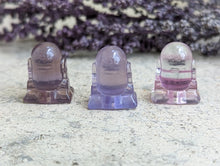Load image into Gallery viewer, Fluorite Mini Carving - R2D2
