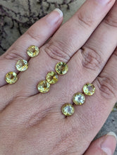 Load image into Gallery viewer, Lemon Quartz Round Facets - 7mm
