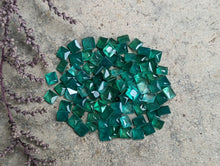 Load image into Gallery viewer, Green Onyx Square Facets - 5mm
