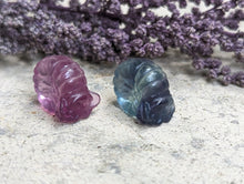Load image into Gallery viewer, Fluorite Mini Carving - Omynite
