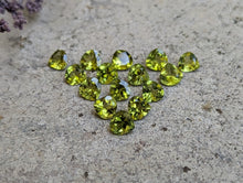 Load image into Gallery viewer, Peridot Wide Teardrop Facets - 5mm
