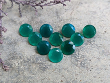 Load image into Gallery viewer, Green Onyx Round Facets - 8mm
