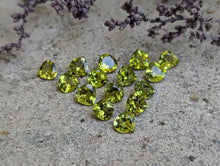 Load image into Gallery viewer, Peridot Wide Teardrop Facets - 5mm
