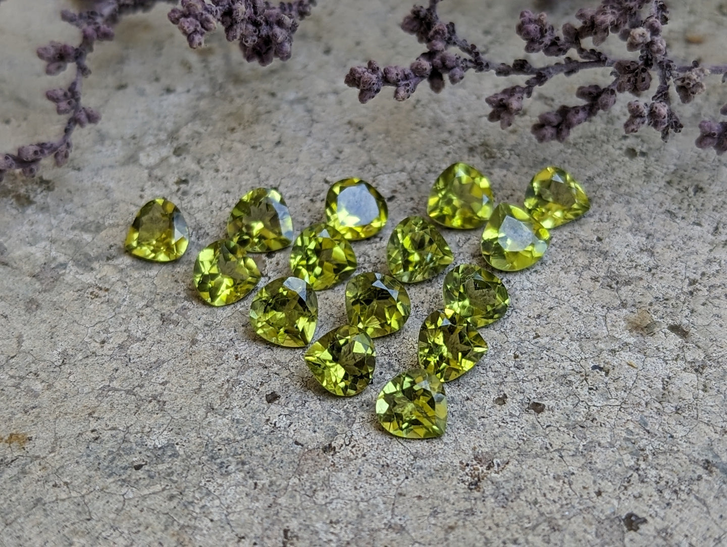 Peridot Wide Teardrop Facets - 5mm