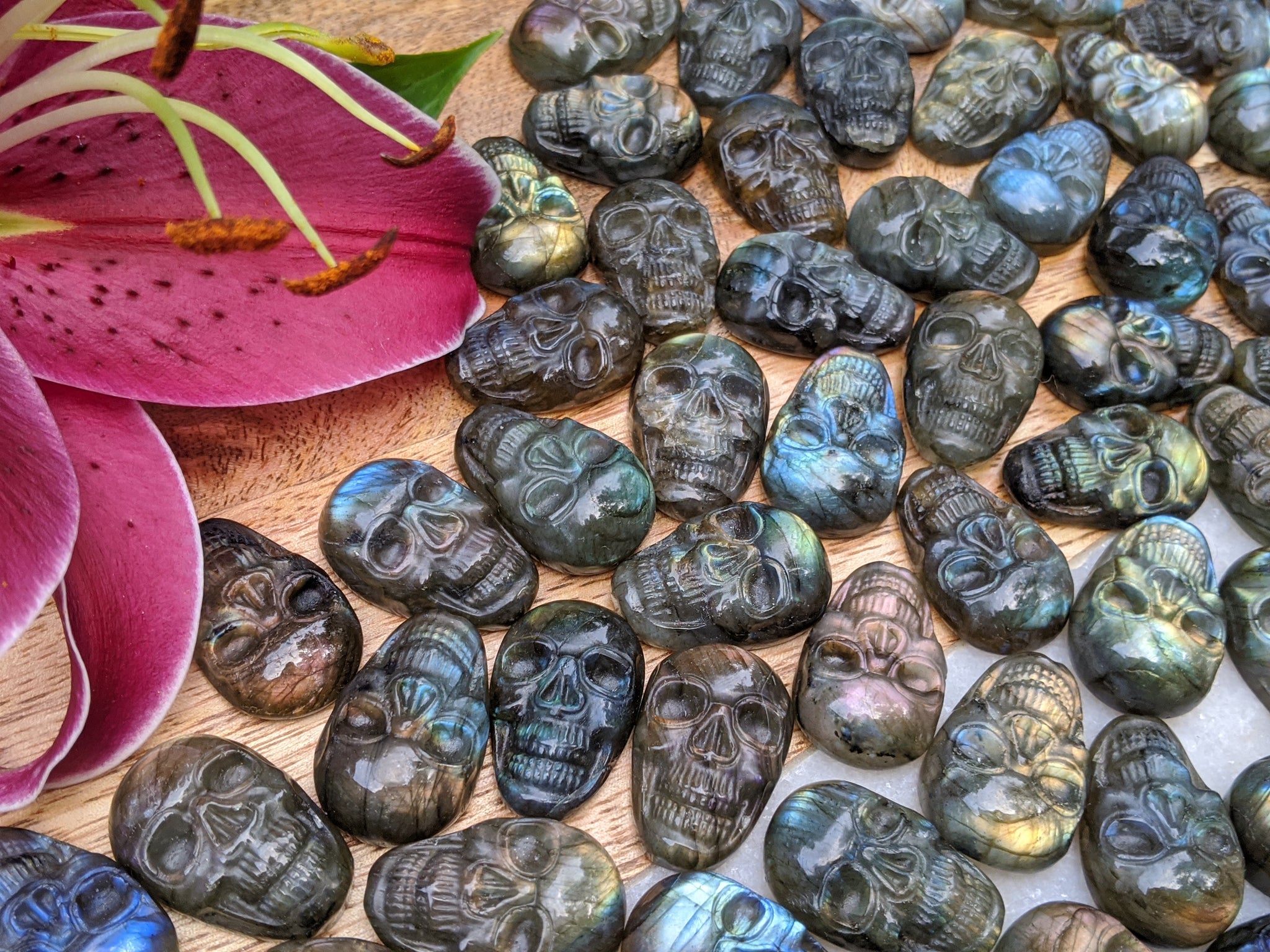 Labradorite skull cabochon hotsell