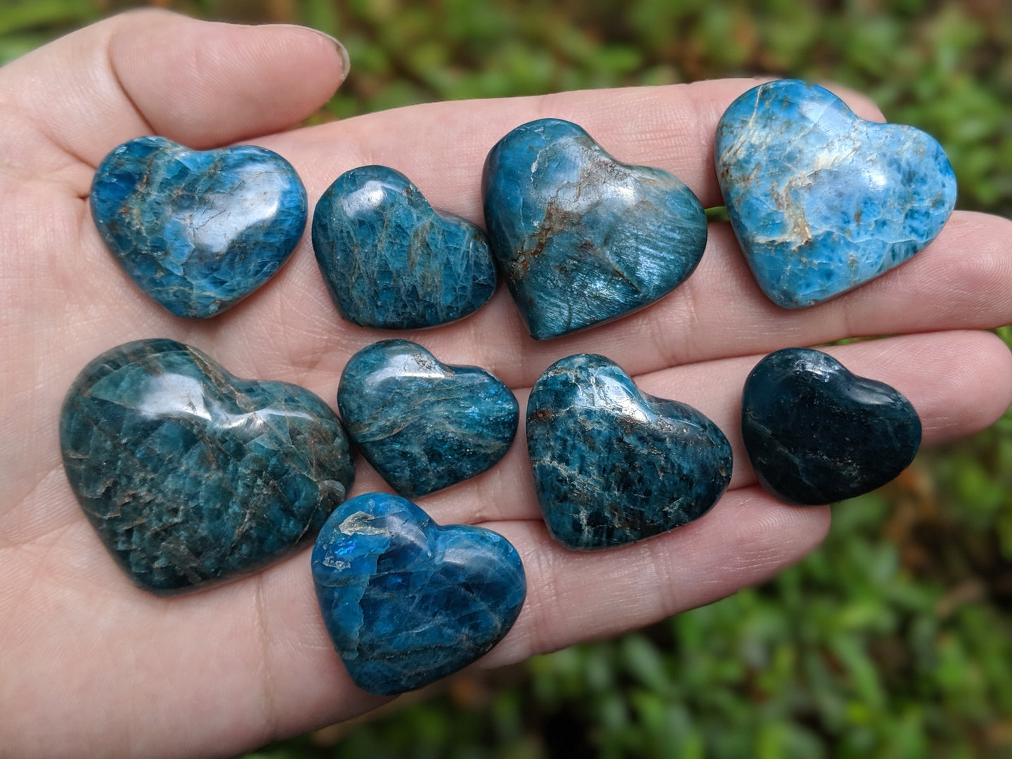 Apatite Puffy Hearts