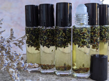Load image into Gallery viewer, Lavender and White Pepper 10ml Perfume Roller

