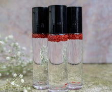 Load image into Gallery viewer, Cranberry Current 10ml Perfume Roller
