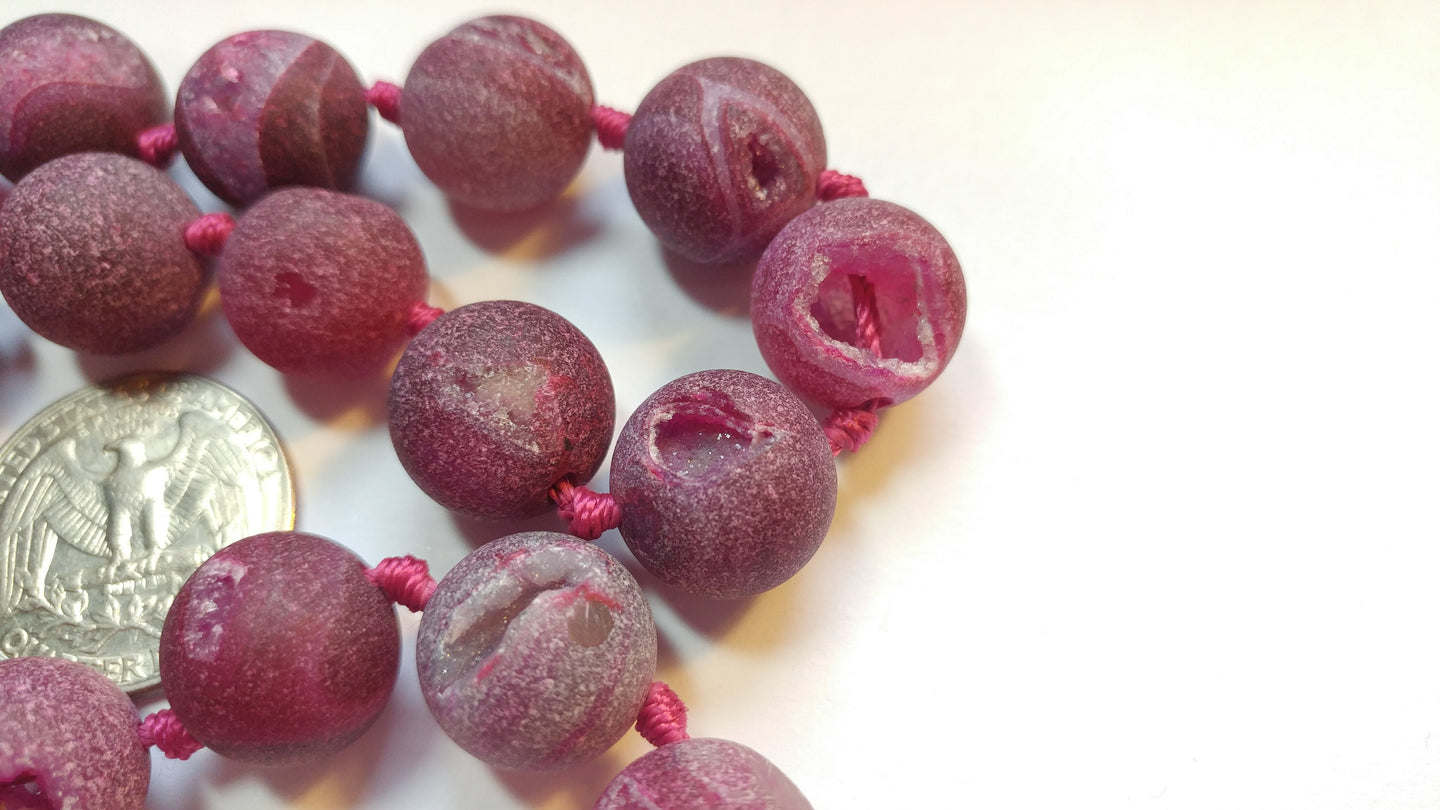 Druzy Agate 18mm Round Beads - Matte Dark Pink