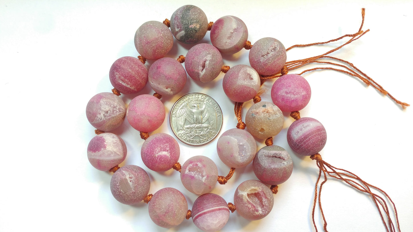 Druzy Agate 18mm Round Beads - Matte Pink