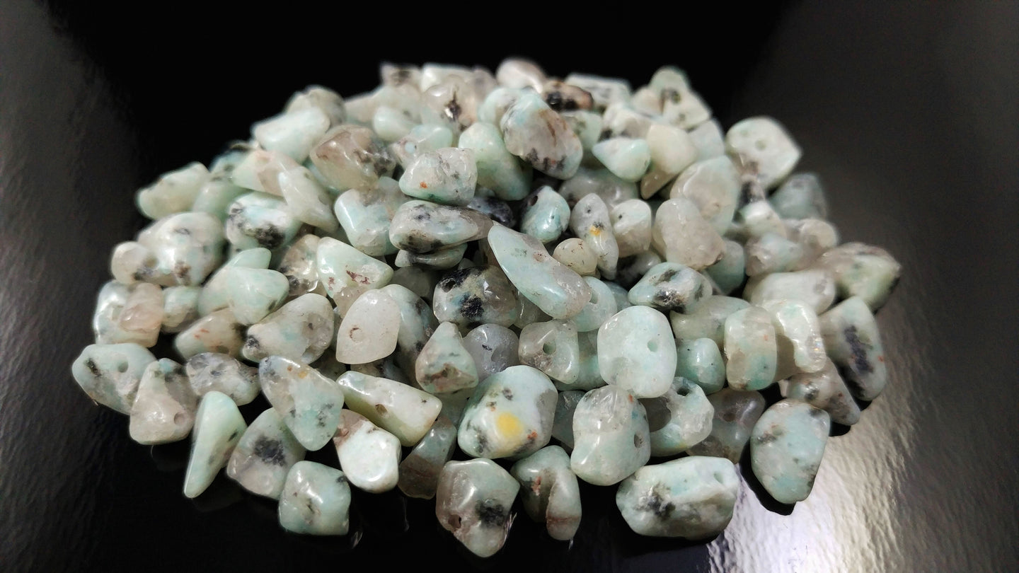 Kiwi Jasper Chip Beads