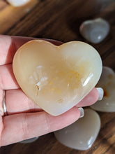 Load image into Gallery viewer, Agate Puffy Heart 3
