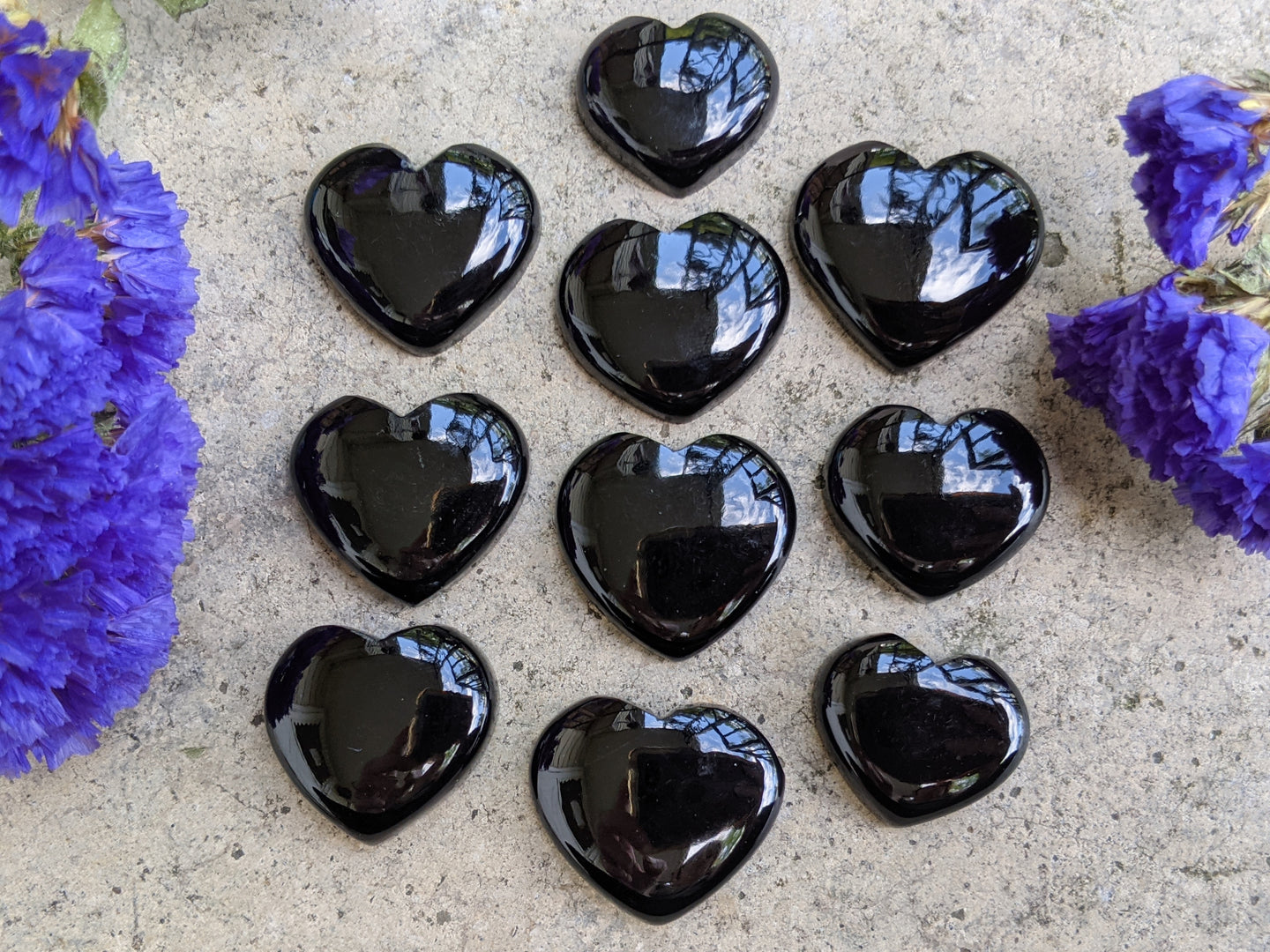 Black Onyx Heart Cabochons