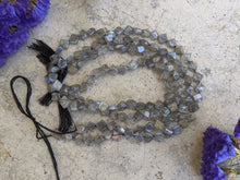 Load image into Gallery viewer, Labradorite Diamond Beads
