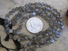 Load image into Gallery viewer, Labradorite Diamond Beads
