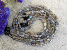 Load image into Gallery viewer, Labradorite Oval Beads - Small
