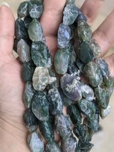 Load image into Gallery viewer, Moss Agate Hand Knapped Beads
