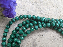 Load image into Gallery viewer, Malachite Round Beads - 5mm
