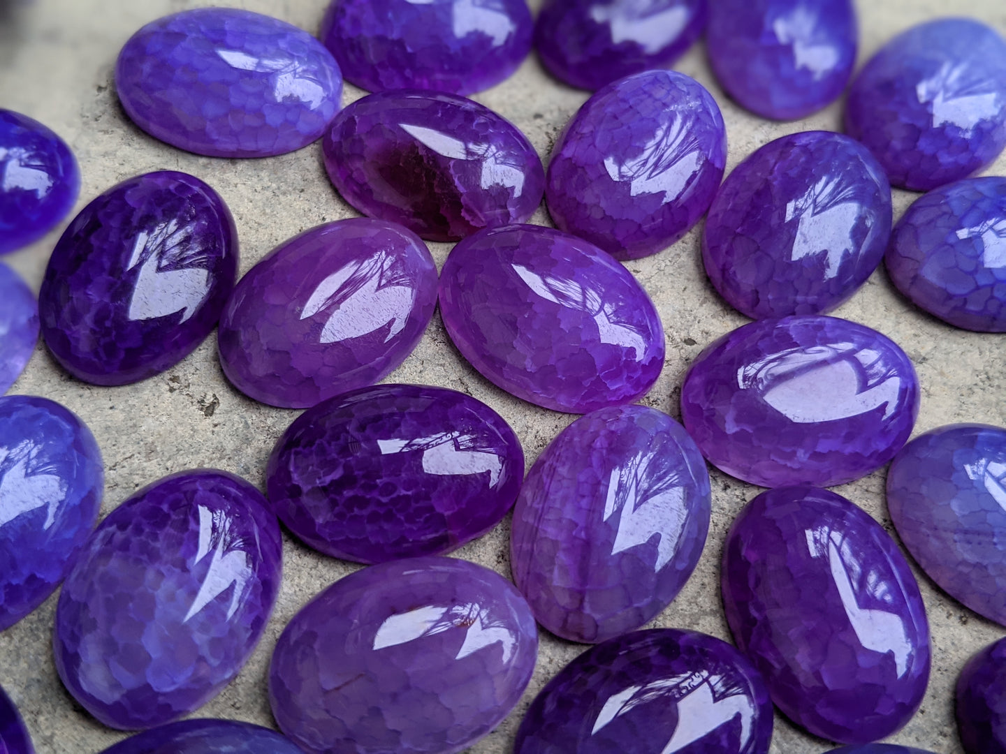 Dragon's Vein Agate Purple Oval Cabochons - 15x20