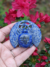 Load image into Gallery viewer, Lapis Lazuli Scarab Carving
