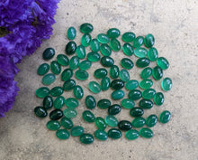 Load image into Gallery viewer, Green Onyx Oval Cabochons - 5x7
