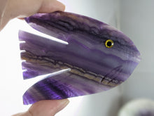 Load image into Gallery viewer, Silk Fluorite Fish Carving
