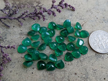 Load image into Gallery viewer, Green Onyx Wide Teardrop Facets - 6mm
