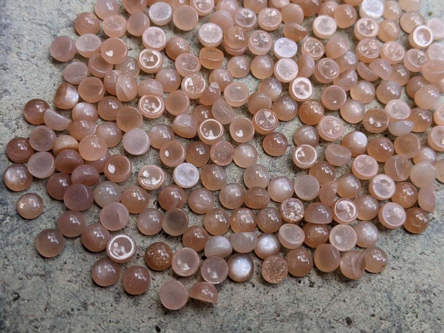 Peach Moonstone Round Cabochons - 4mm